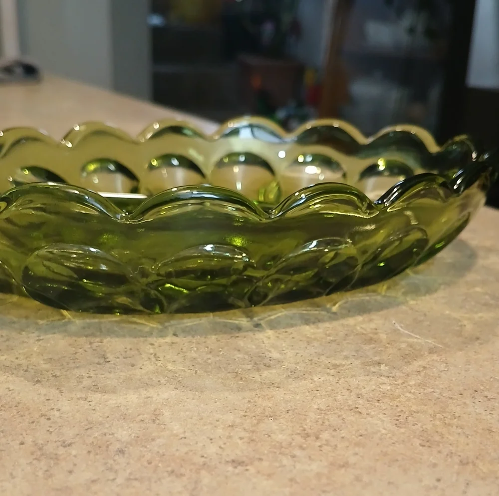 🧹Anchor Hocking Advacodo Green Scalloped Dish